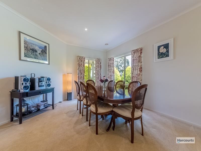 42 Conway Road, Drouin South VIC 3818