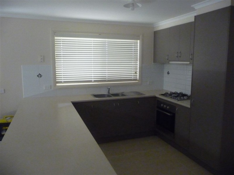 20 Palm Square, Drouin VIC 3818