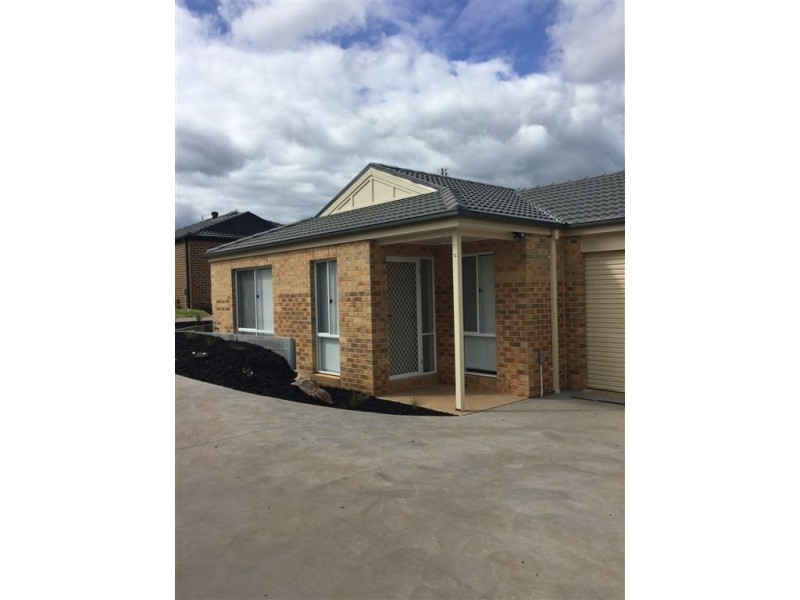 13 Telford Circuit, Drouin VIC 3818