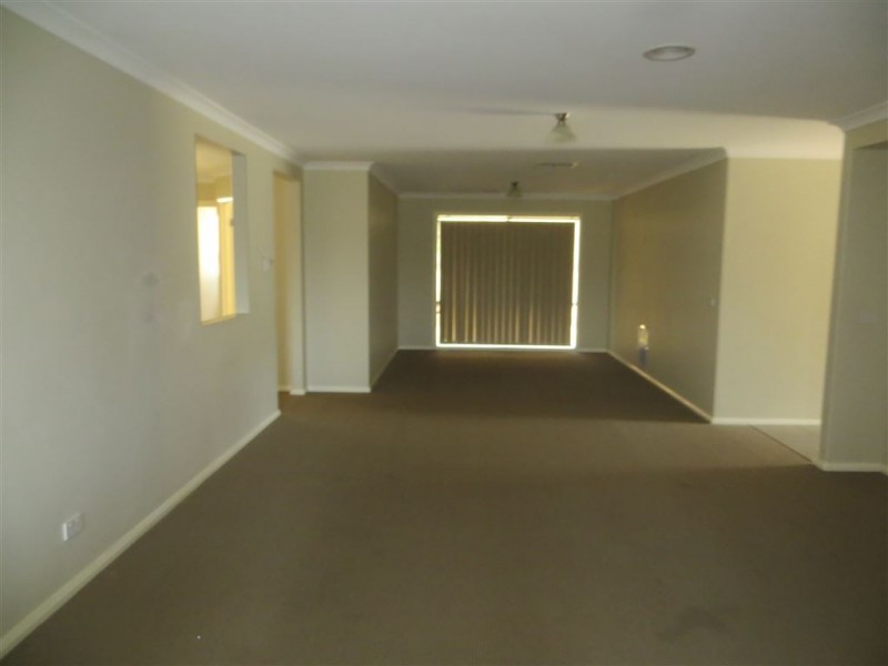 28 Alcorn Street, Drouin VIC 3818