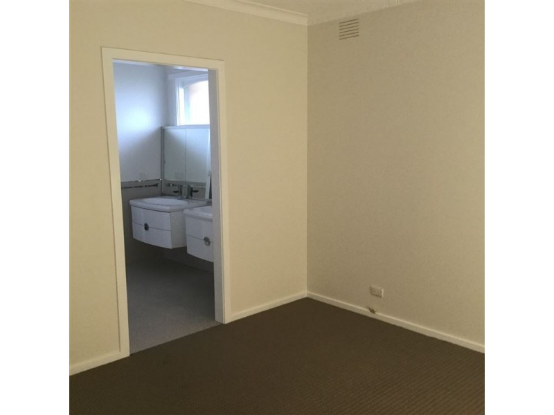 156 Normanby Street, Warragul VIC 3820