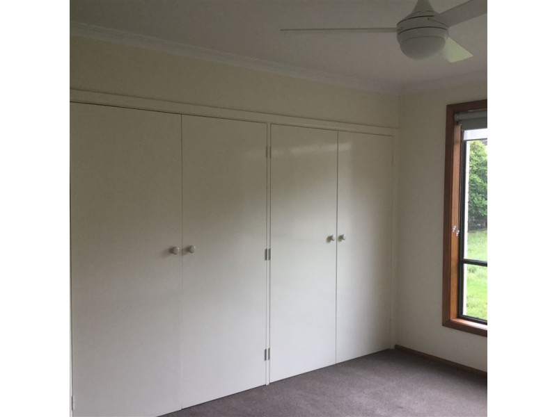 6 Brynwood Avenue, Drouin VIC 3818