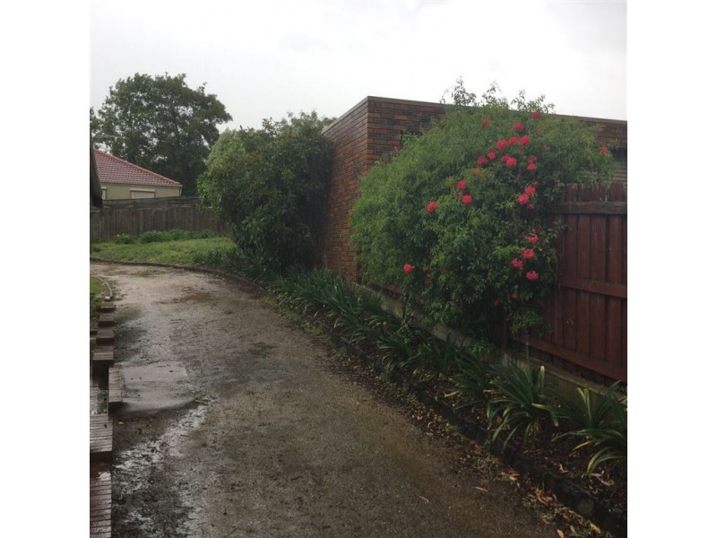 6 Brynwood Avenue, Drouin VIC 3818