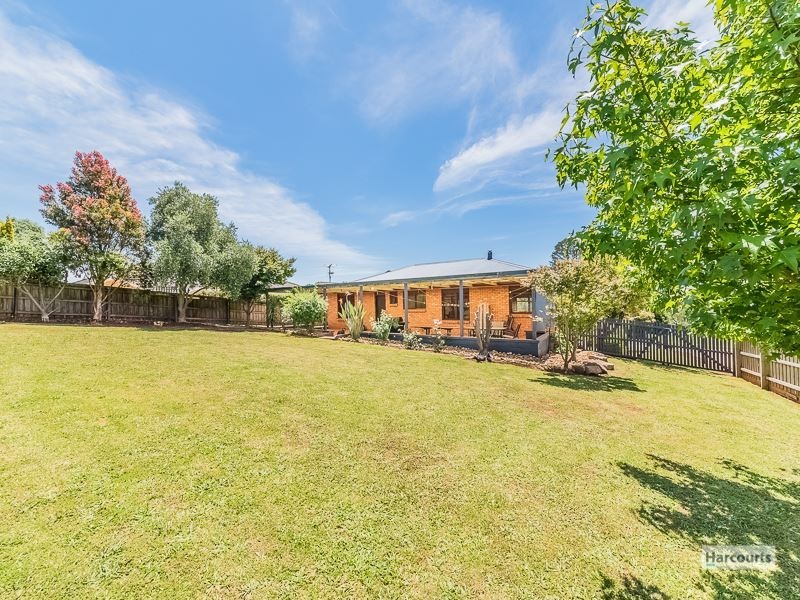14 Wallace Crescent, Drouin VIC 3818
