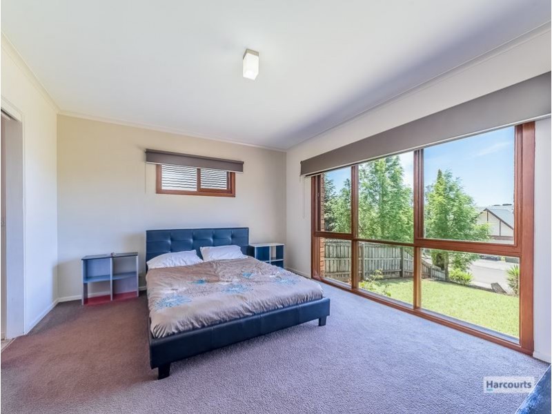 14 Wallace Crescent, Drouin VIC 3818