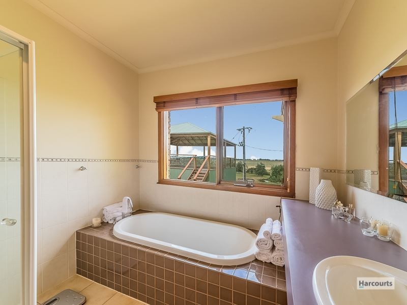 345 Main South Road, Drouin VIC 3818