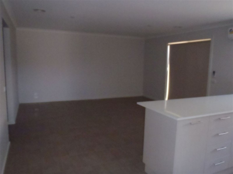 59 Pepper Crescent, Drouin VIC 3818