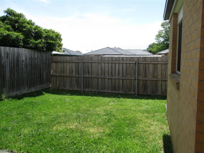 2/7 Witton Street, Longwarry VIC 3816