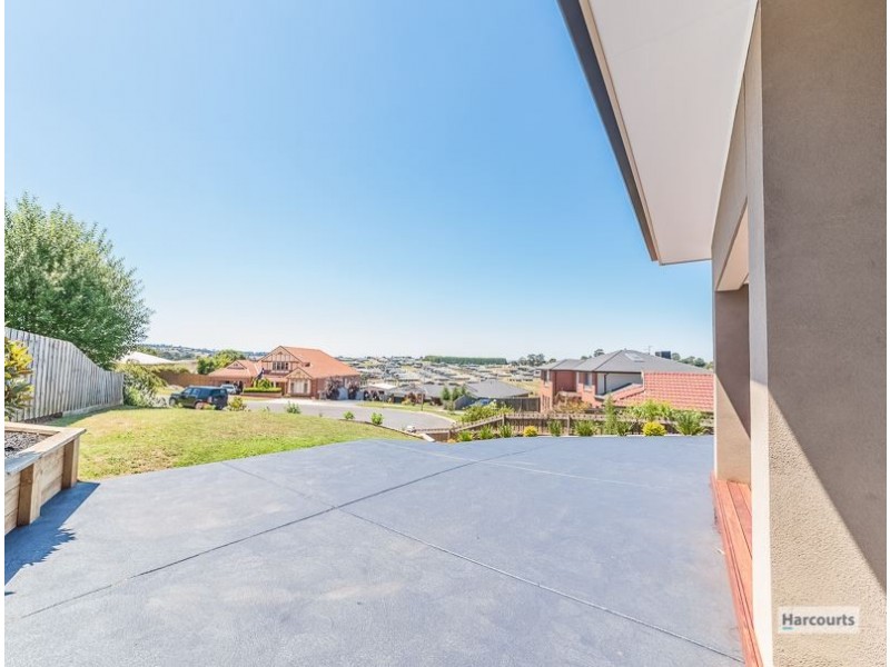13 Cypress Court, Drouin VIC 3818