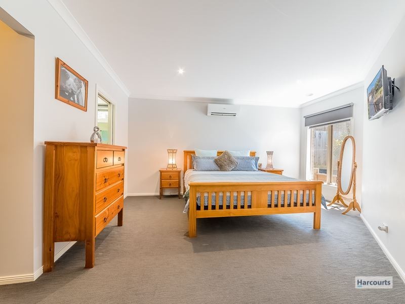 13 Cypress Court, Drouin VIC 3818