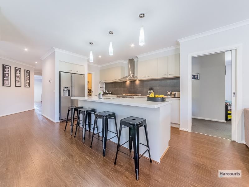 13 Cypress Court, Drouin VIC 3818