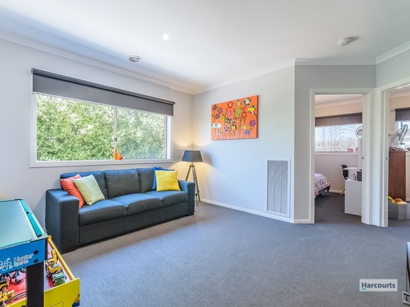 13 Cypress Court, Drouin VIC 3818