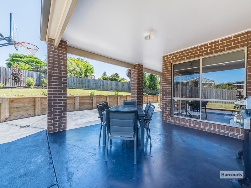 13 Cypress Court, Drouin VIC 3818