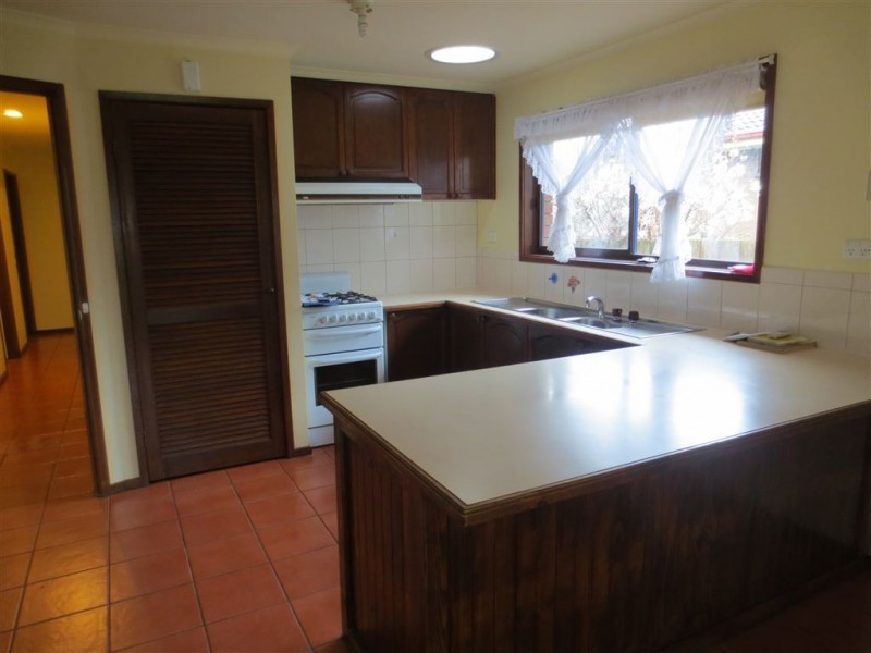 11 Wood Street, Drouin VIC 3818