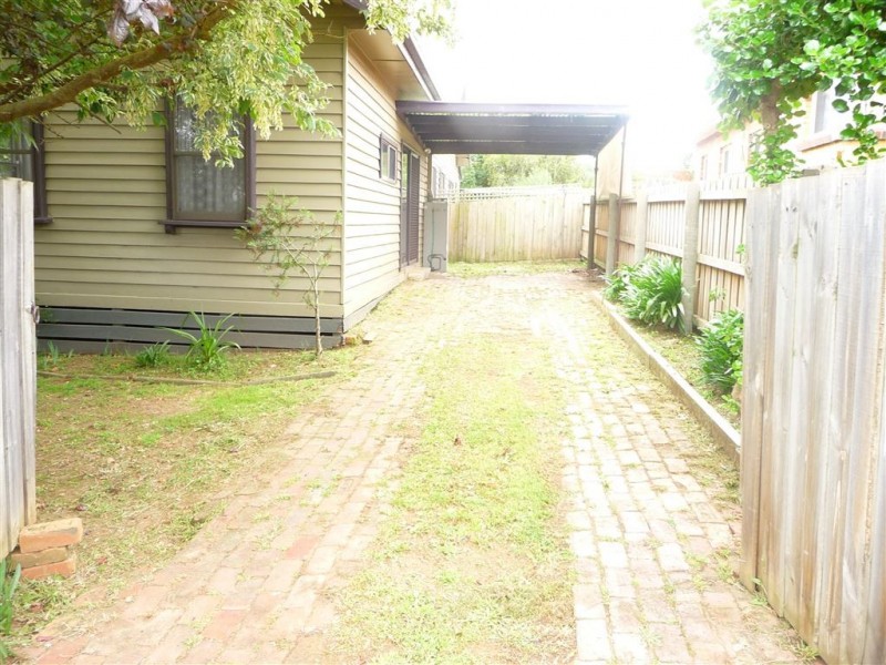 1/102 Albert Street, Warragul VIC 3820