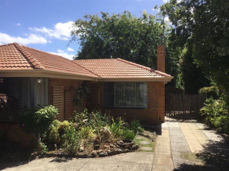 4 Bright Court, Drouin VIC 3818