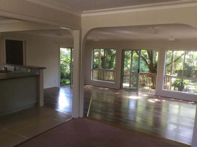 4 Bright Court, Drouin VIC 3818