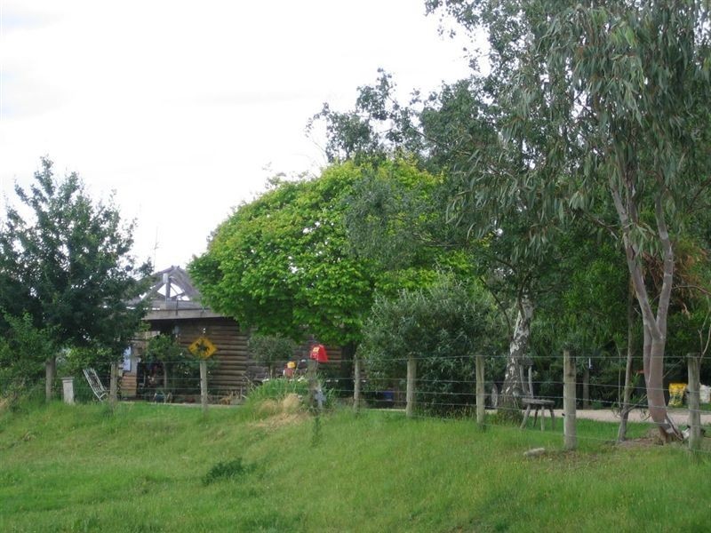 1084 Labertouche North Road, Drouin VIC 3818