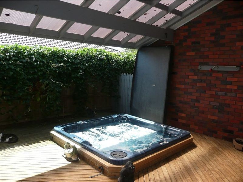 1 Hakea Court, Drouin VIC 3818