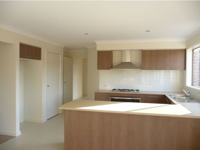 9 Rimfire Avenue, Drouin VIC 3818