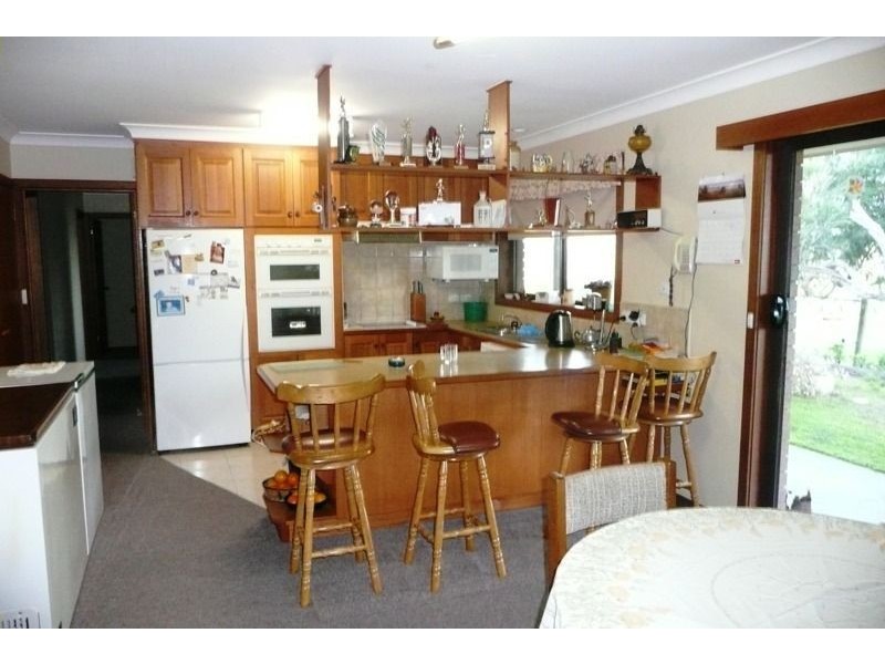 910 Longwarry Road, Modella VIC 3816