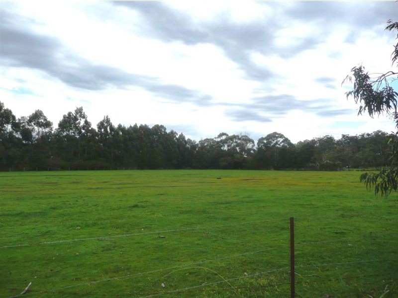 85 Jefferson Road, Garfield VIC 3814