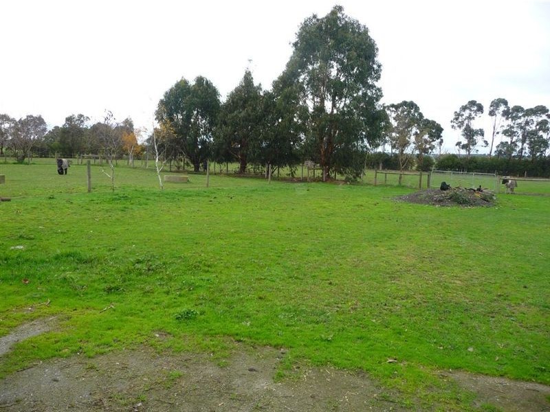 104 Costers Road, Longwarry VIC 3816