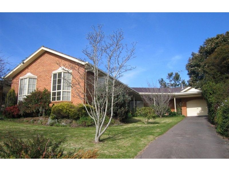 6 Edward Street, Drouin VIC 3818