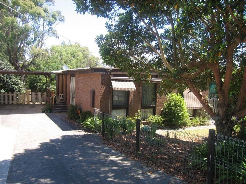 52 Longwarry Road, Drouin VIC 3818