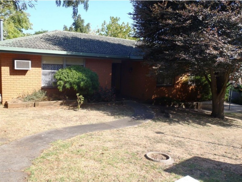 19 Main Neerim Road, Drouin VIC 3818