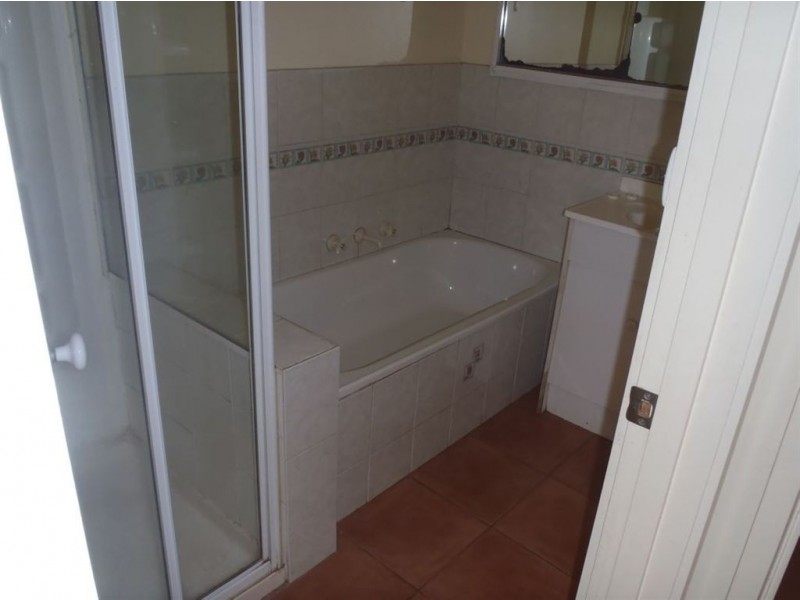 19 Main Neerim Road, Drouin VIC 3818