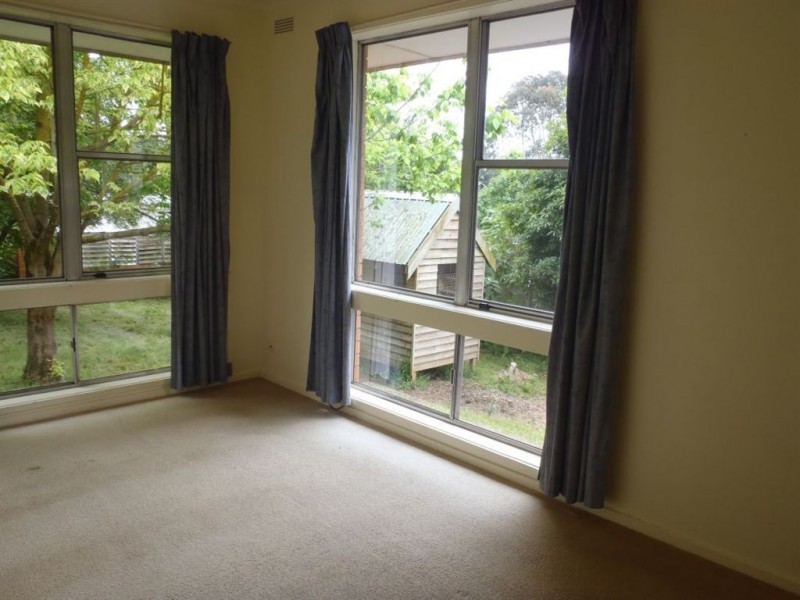 19 Main Neerim Road, Drouin VIC 3818