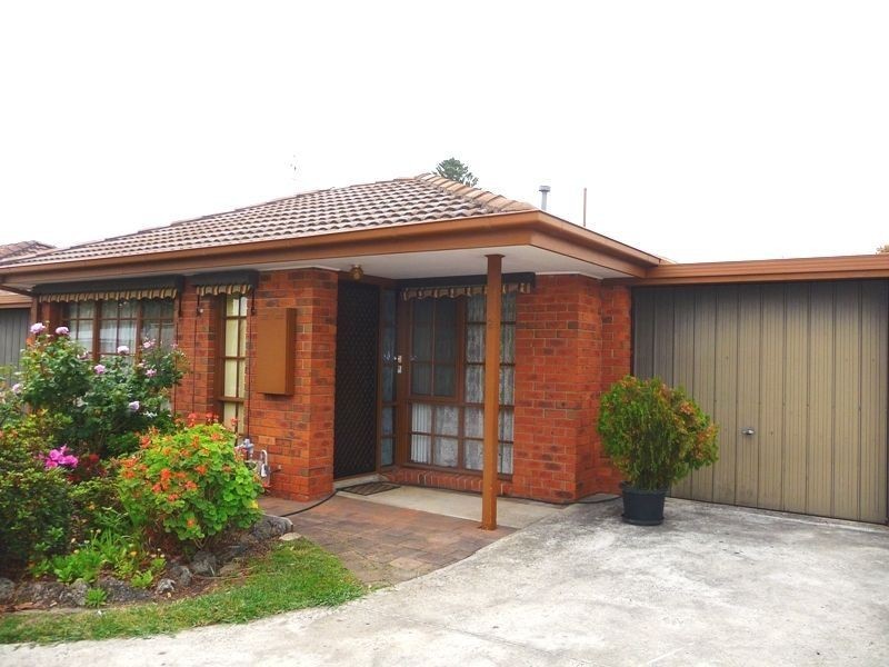 2/7 Princes Way, Drouin VIC 3818