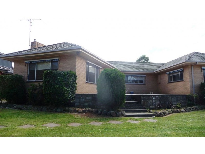 3 Princes Avenue, Drouin VIC 3818