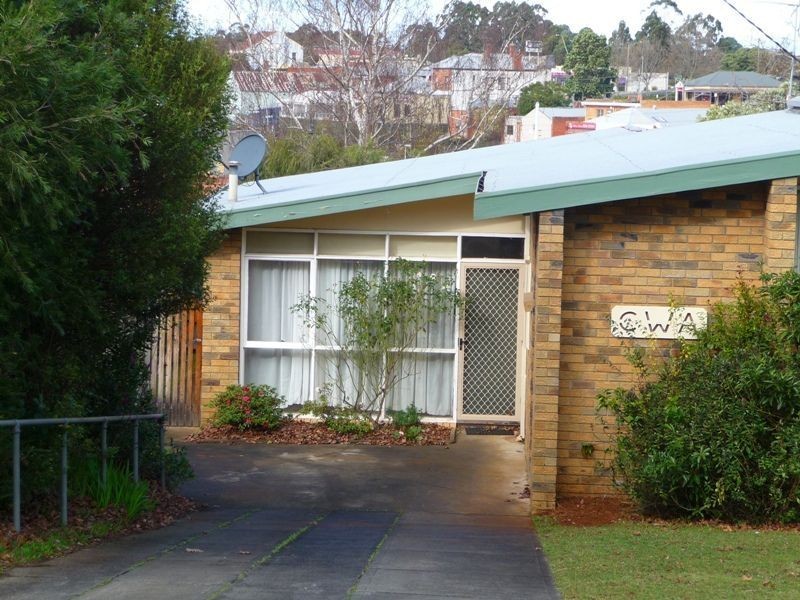 10 Sinclair Street, Drouin VIC 3818