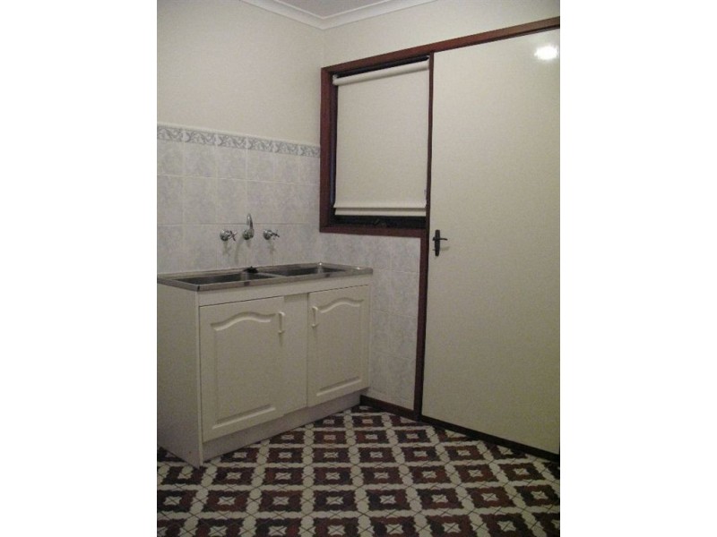 301 Thompsons Road, Drouin South VIC 3818