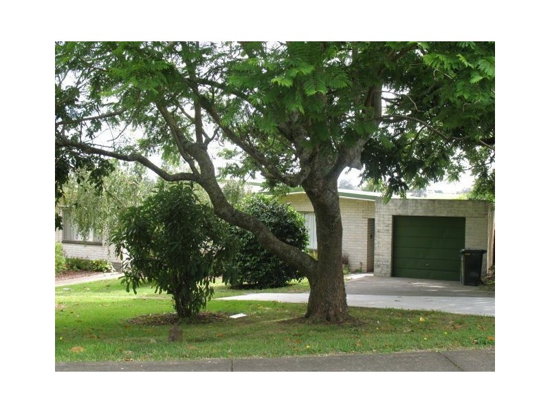 29 Young Street, Drouin VIC 3818