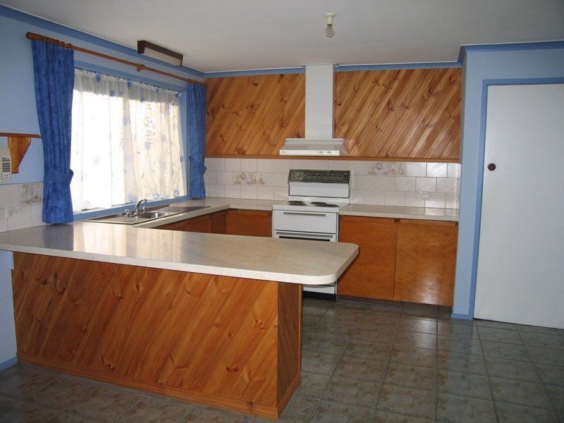 881 Princes Way,, Drouin VIC 3818