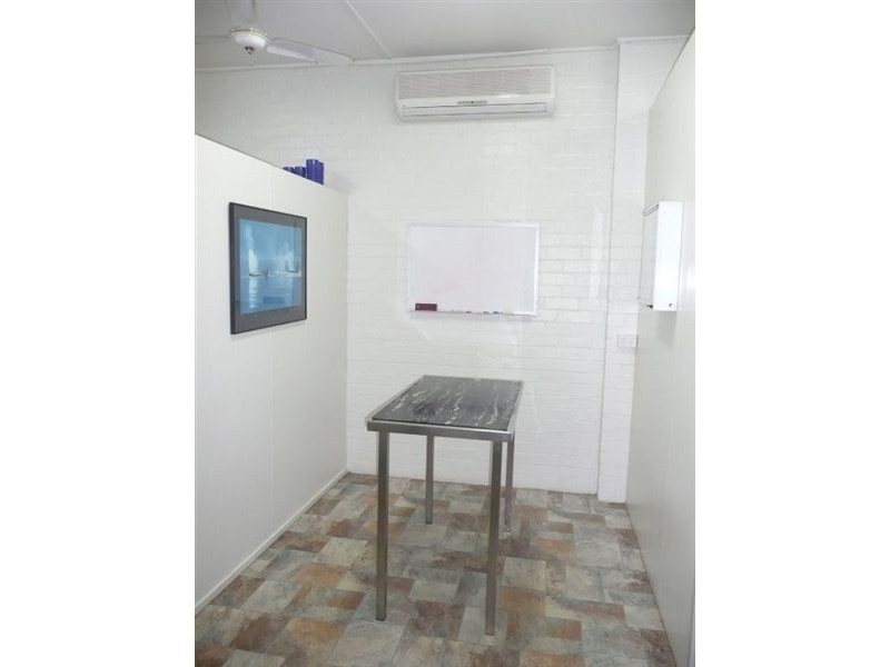 200 – 202 Princes Way, Drouin VIC 3818