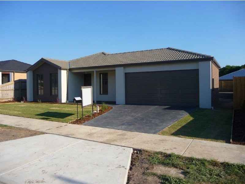 3 Miller Close, Drouin VIC 3818