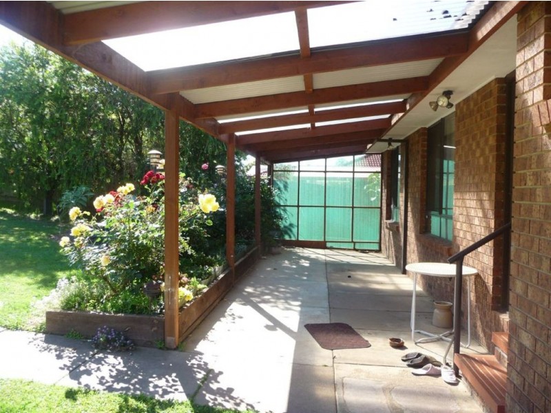 87 Church Street, Drouin VIC 3818