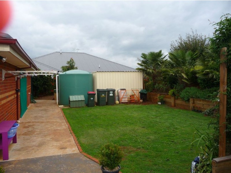 15 Cypress Court, Drouin VIC 3818