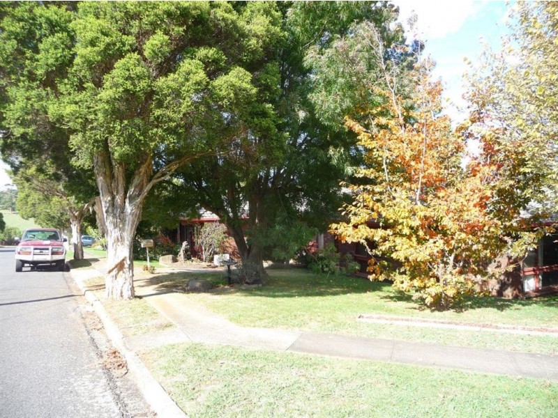 6 Murrell Street, Drouin VIC 3818