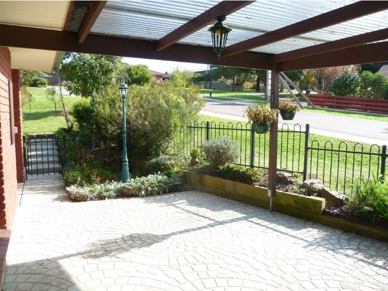 10 Gerrard Street, Drouin VIC 3818