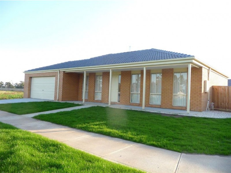 13 Stockman Way, Longwarry VIC 3816