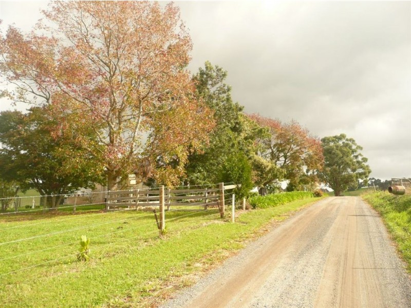 185 Gleesons Road, Jindivick VIC 3818