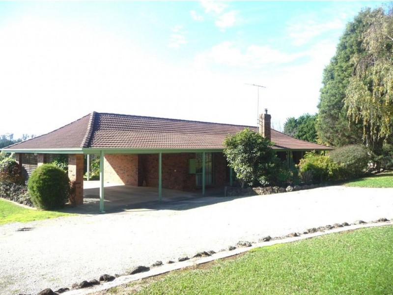 30 Pepperell Drive, Drouin VIC 3818