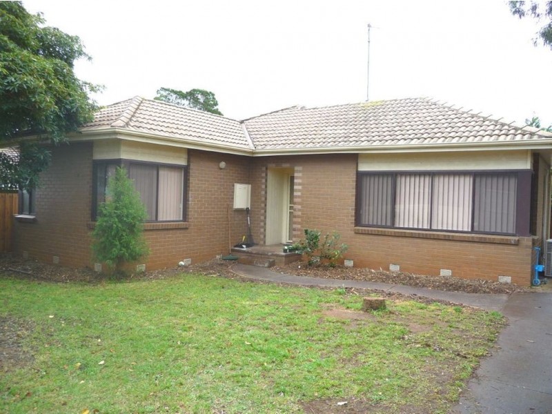 19 Wade Street, Drouin VIC 3818