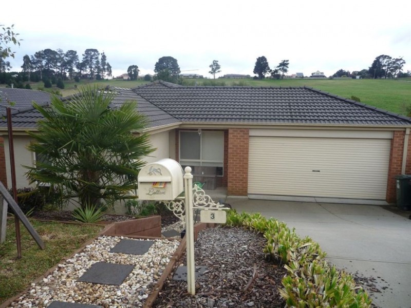3 Nickell Court, Drouin VIC 3818