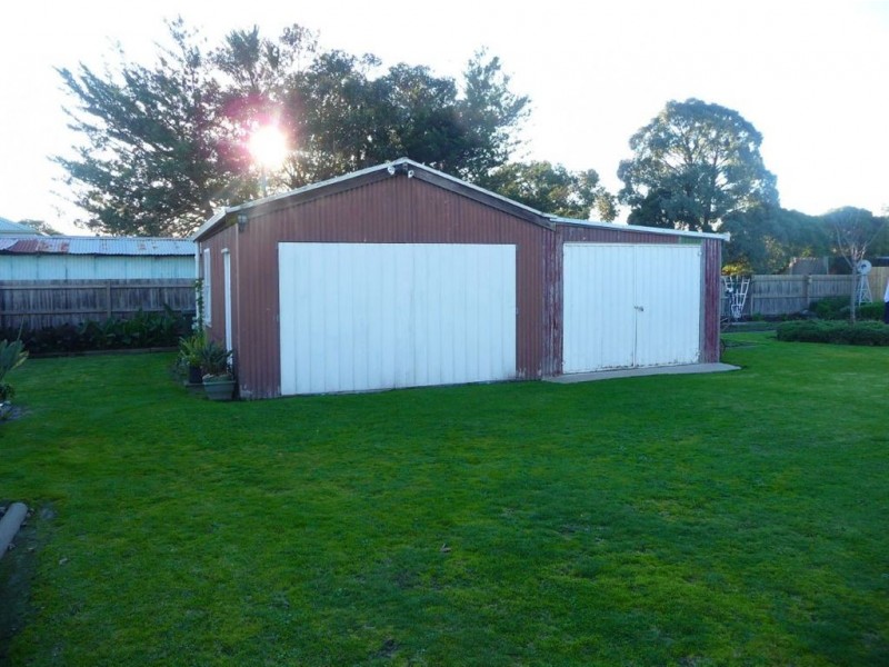 5 Cook Road, Longwarry VIC 3816